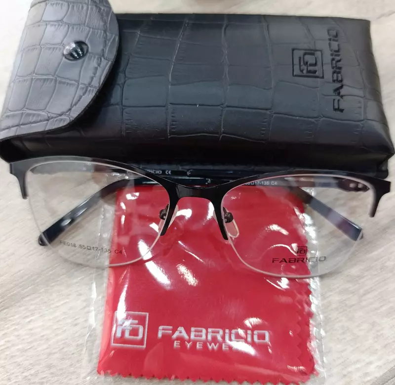 Очки оправа - 360 000 сум