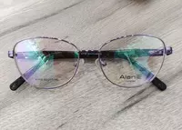 Аёллар кўзойнаги.