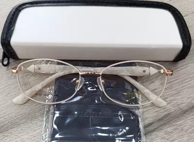 Оправа женские - 250 000 сум / шт