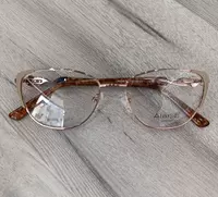 Аёллар ку́зойнаги