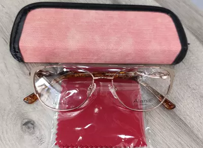 Оправа женские - 215 000 сум / шт