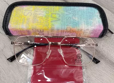 Оправа - 220 000 сум / шт