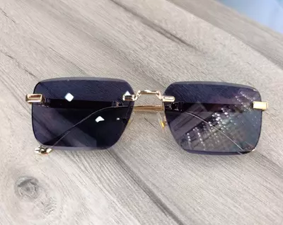 Очки солнцезащитные