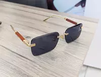 Очки солнцезащитные - 150 000 сум