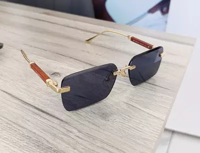 Очки солнцезащитные