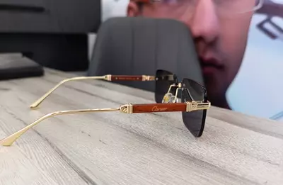 Очки солнцезащитные