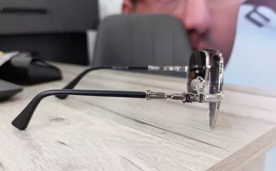 Очки солнцезащитные