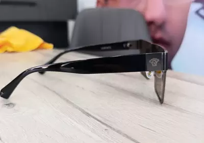 Очки солнцезащитные