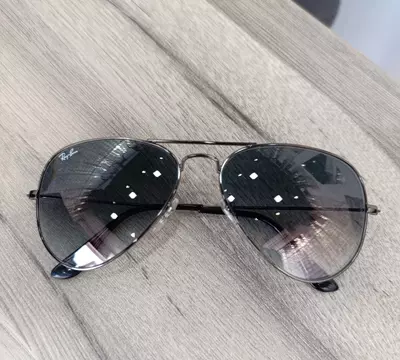 Очки солнцезащитные