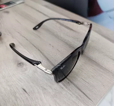 Очки солнцезащитные