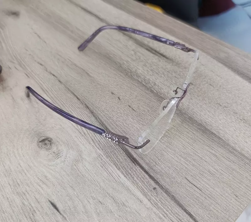 Аёллар ку́зойнаги - 360 000 so'm