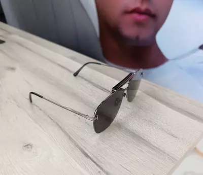 Очки солнцезащитные