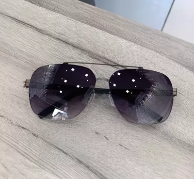 Очки солнцезащитные