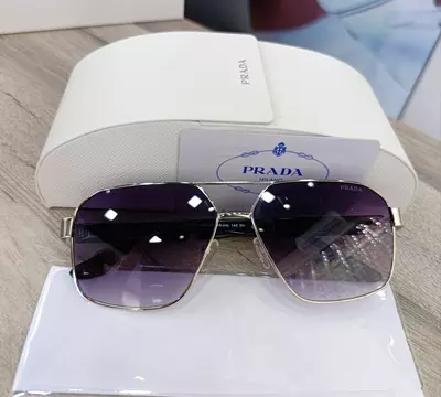 Очки солнцезащитные