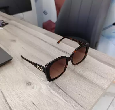 Очки солнцезащитные