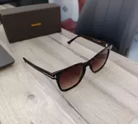 Очки солнцезащитные - 660 000 сум