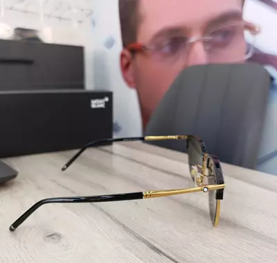 Очки солнцезащитные