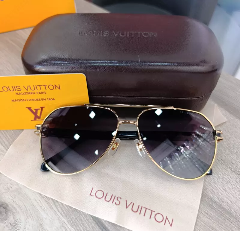 1 300 000 сум Очки солнцезащитные