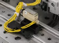 NM1-400 uchun signal kontakti (chap) (AL)