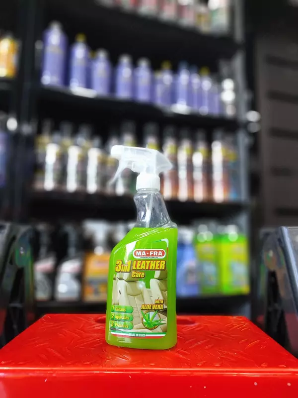 Средство по уходу за кожаными поверхностями.