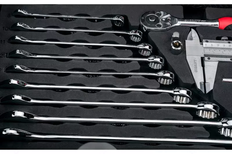 1/2" и 1/4" 151 предмет (151 предмет) - 7 500 000 сум