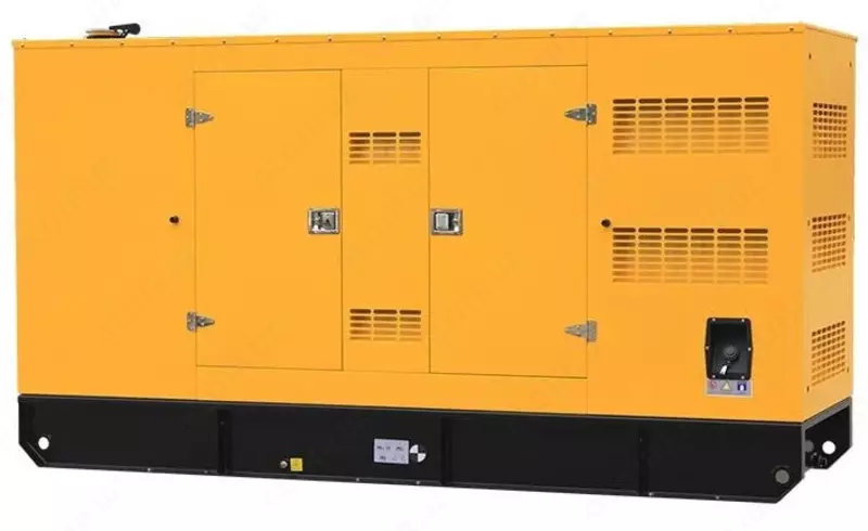 в шумозащитном кожухе