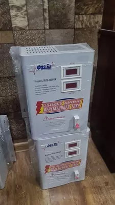 Однофазный стабилизатор напряжения Релейного типа 5кВт - 1 980 000 сум / шт