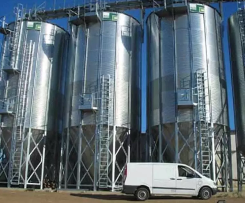 Силосы для зерна. - 1 сум