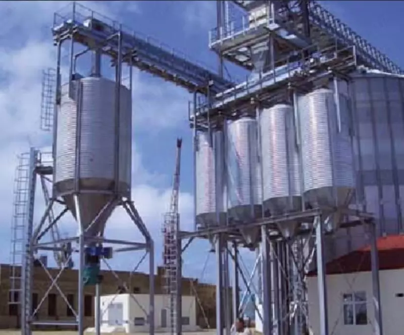 1 сум Силосы для зерна.