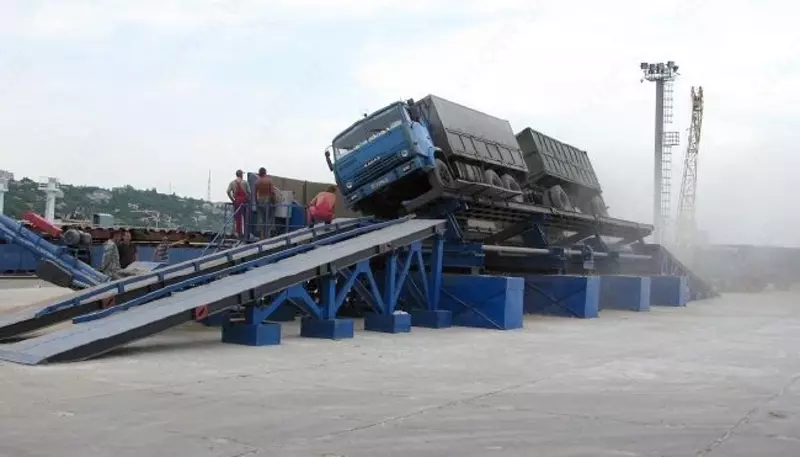 Гидравлический автомобилеразгрузчик боковой