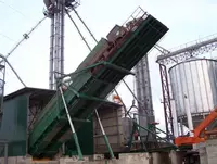 Автомобилеразгрузчик через заднюю ось.