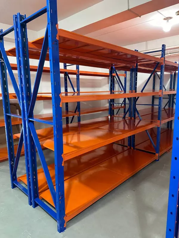 Omboringiz uchun javon