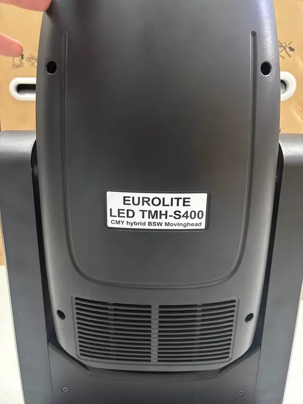 Прибор гибридного типа (Beam / Spot / Wash)