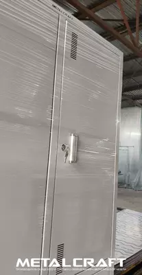 Металлический производственный шкаф для одежды "Metalcraft" ШРМ–2/4, 1900х800х400 мм