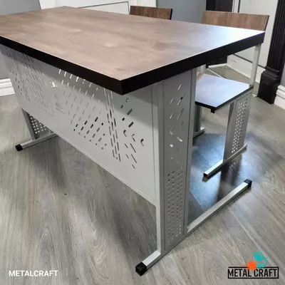 Школьная парта с двумя стульями "Metalcraft" 2-х местная, ЛДСП 16 мм