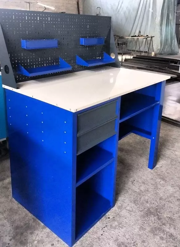 Слесарный металлический верстак "Metalcraft" 1355x1200x800 мм, нагрузка 200 кг