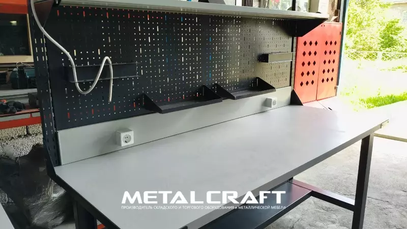 Металлический монтажный стол "Metalcraft"