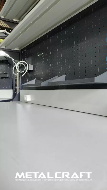 Металлический монтажный стол "Metalcraft"