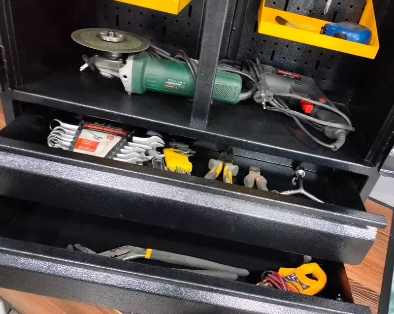 Металлический шкаф для инструментов (настенный) "Metalcraft" 2 секции, 2 выдв. ящика, перф. панель, 655×280×810 мм