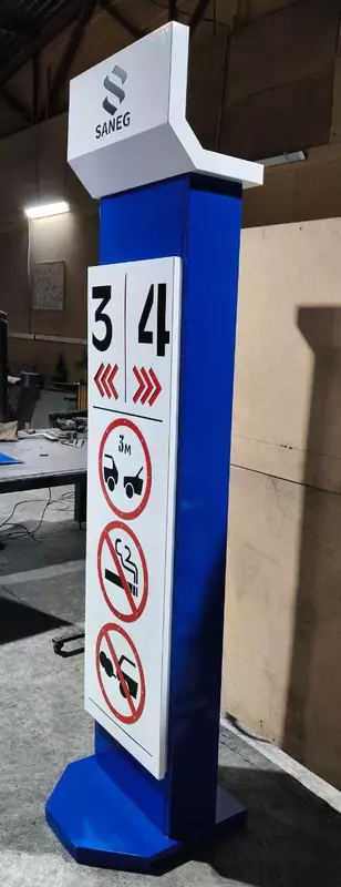 Информационный стенд для АЗС (классический) "MetalCraft"