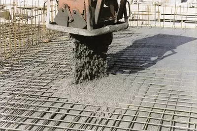 Beton uchun plastifikatorlar.