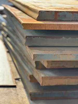 Стальной лист горячечекаанные.