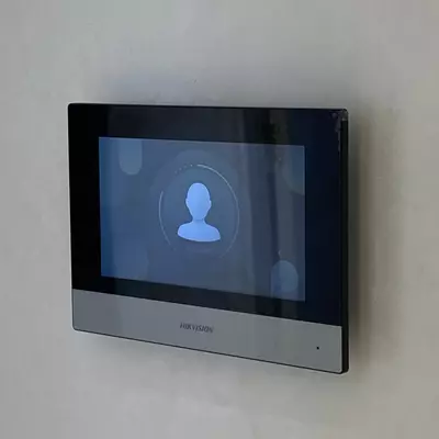 Установка камер и домофонов