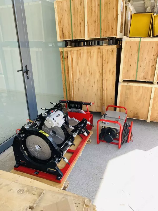 19 141 168 сум Утюг для пайки пластиковых труб MEST CN-90/315H