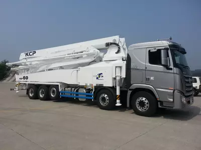 Автобетононасос KCP60ZX6170