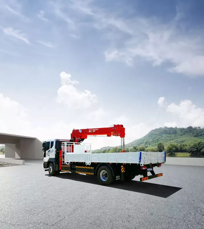 Кран-манипулятор KCC8000 от завода KCP HEAVY INDUSTRIES CO.