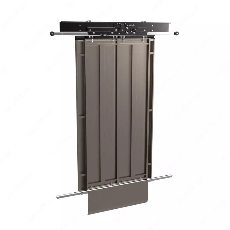 Lift shaxtasi eshigi markazdan ikki tomonga ochiladigan. o‘lchami 900×2000 mm.