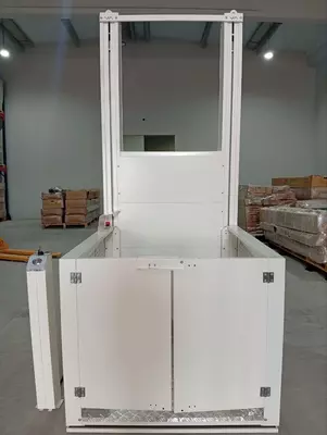 VAL 03 Открытая платформа для инвалидов - Цена по запросу