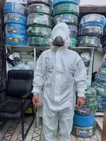 Защитный комбинезон с капюшоном одноразовые и многоразовые Оптом за шт