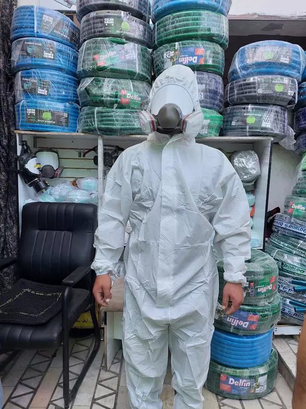 Защитный комбинезон с капюшоном одноразовые и многоразовые Оптом за шт